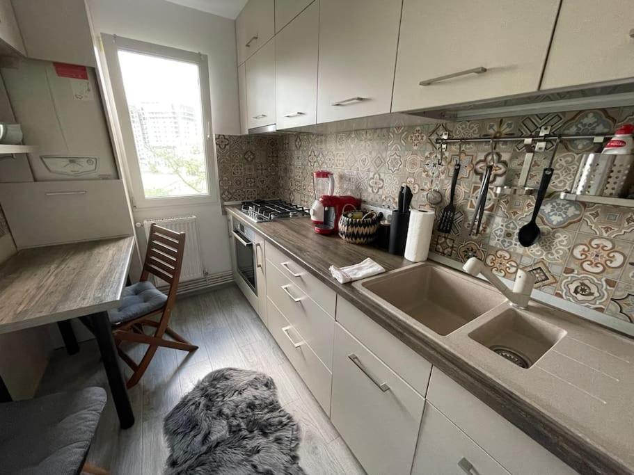 Apartment On The Riverside A Mixing Selection *
